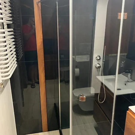 Apartament W Pelni Wyposazony Czyzyny Z Garazem Kraków